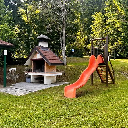 Solarium E Area Giochi - Vicino Ad Asiago - Garage * ロアーナ